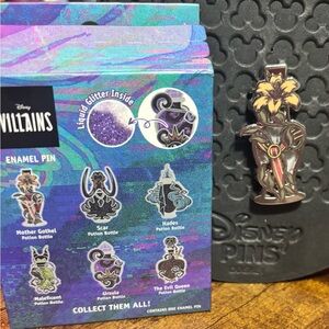 Loungefly Disney Villains Enamel Pin - Mother Gothel